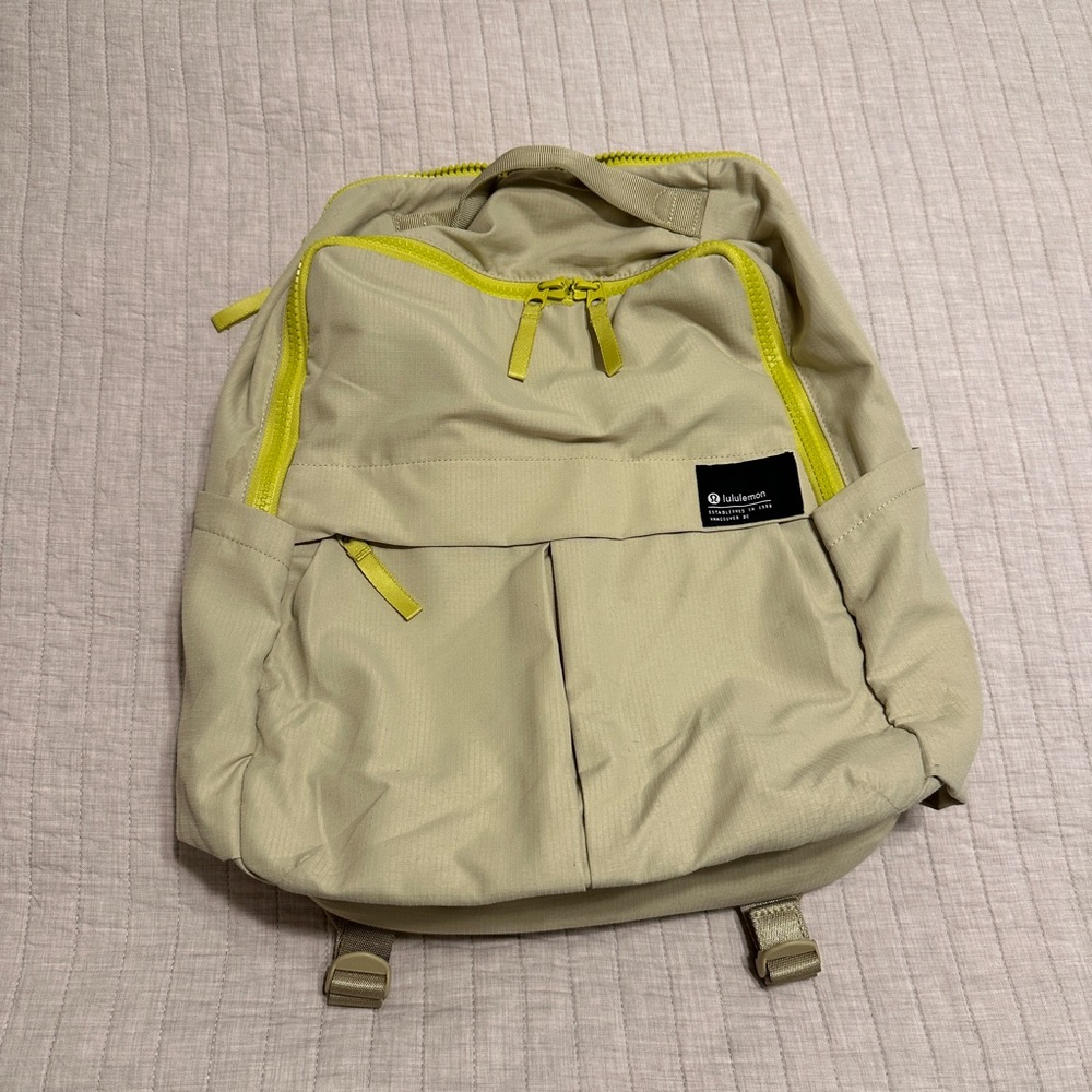 Lululemon athletica backpack dew green